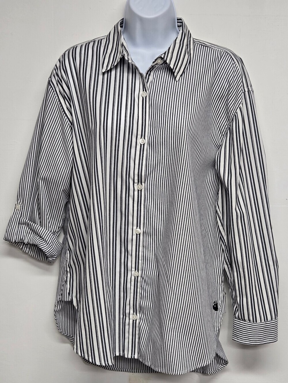 Gloria Vanderbilt M Top Collared Button Down Roll Tab Sleeve Striped Cotton